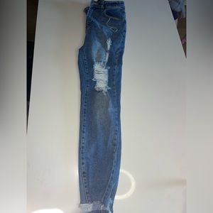 Light blue denim skinny jeans